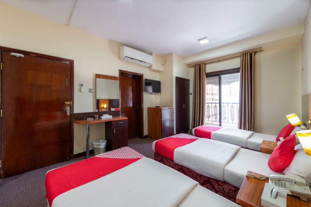 Central Paris Hotel, Baniyas Square Дубай Экстерьер фото
